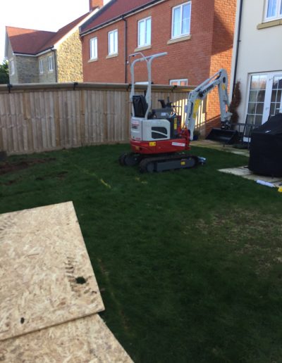 Premier Landscaping & Gardening
