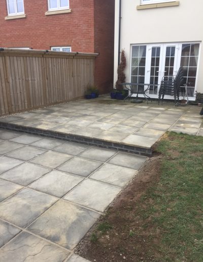 Premier Landscaping & Gardening